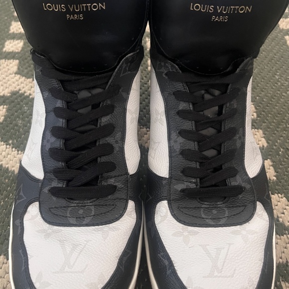 Men’s Louis Vuitton Shoes size 10 - Picture 7 of 8